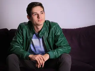 Live live ShawnDiaz